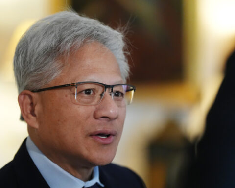 dc2f2e3c2465c4c3fa53d907f5c80598 L
